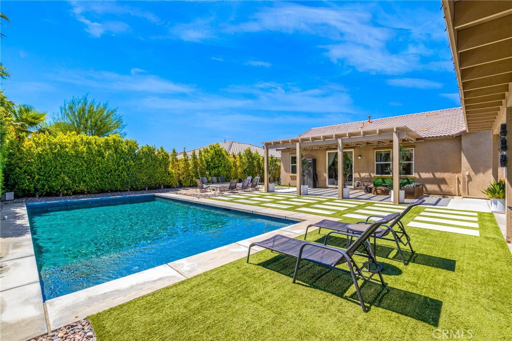 MLS #OC24216498 image #1