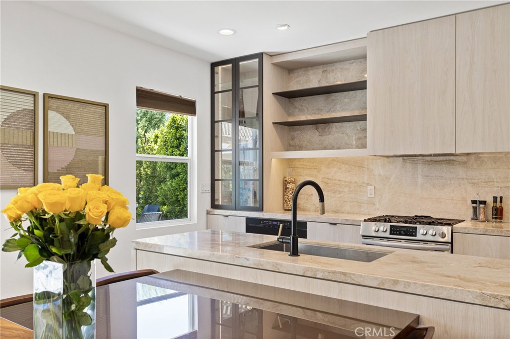 MLS #OC24216498 image #16