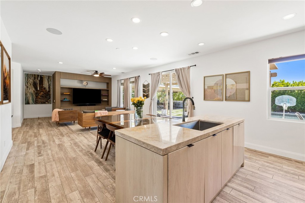 MLS #OC24216498 image #18