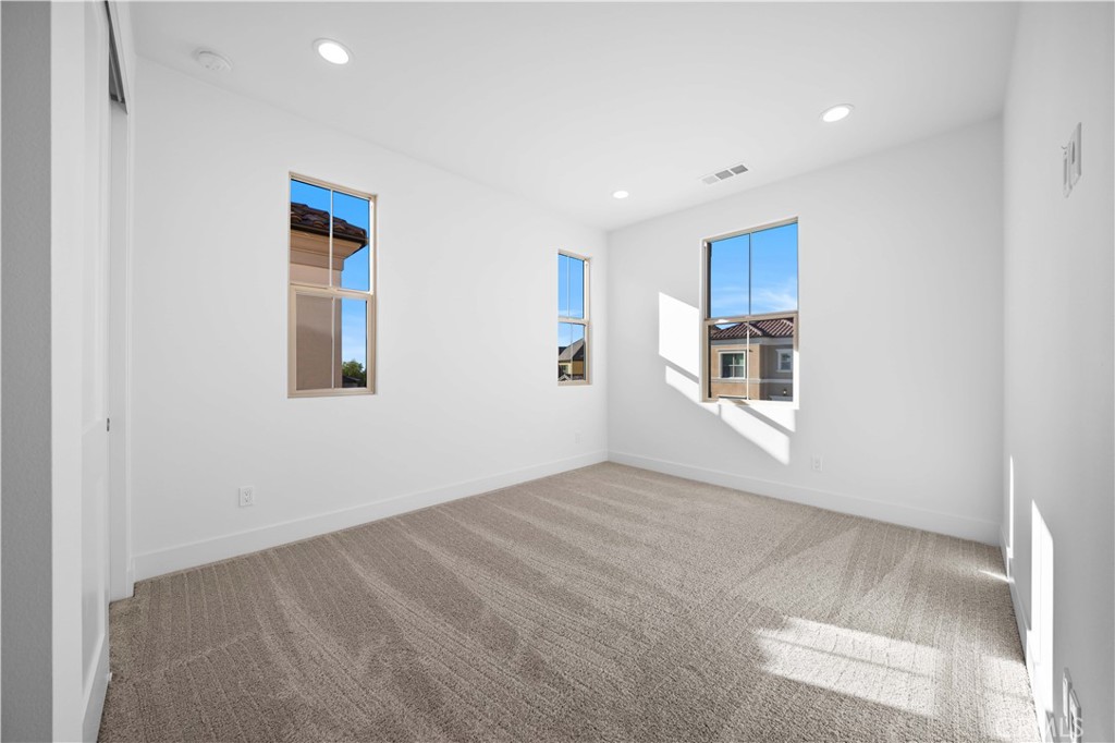 MLS #OC24226123 image #40