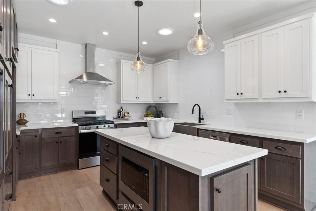 MLS #OC24237509 image #19