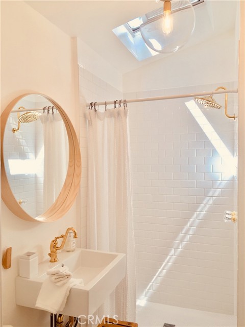 MLS #OC24240185 image #25