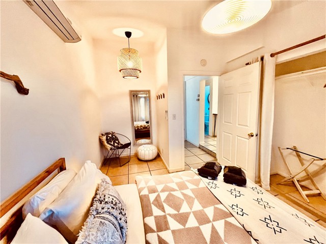 MLS #OC24240185 image #30