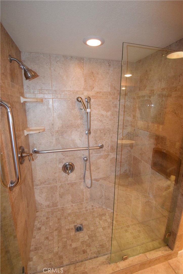 MLS #OC24241625 image #22