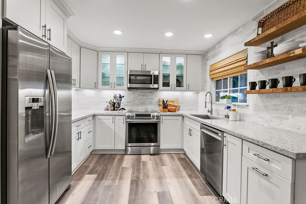 MLS #OC24246739 image #8