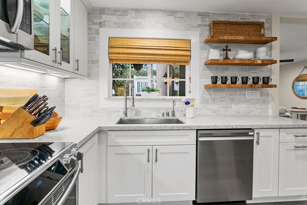 MLS #OC24246739 image #9