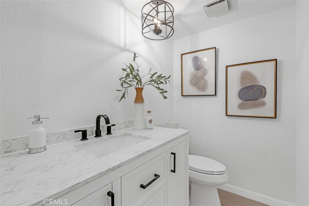 MLS #OC24247941 image #20