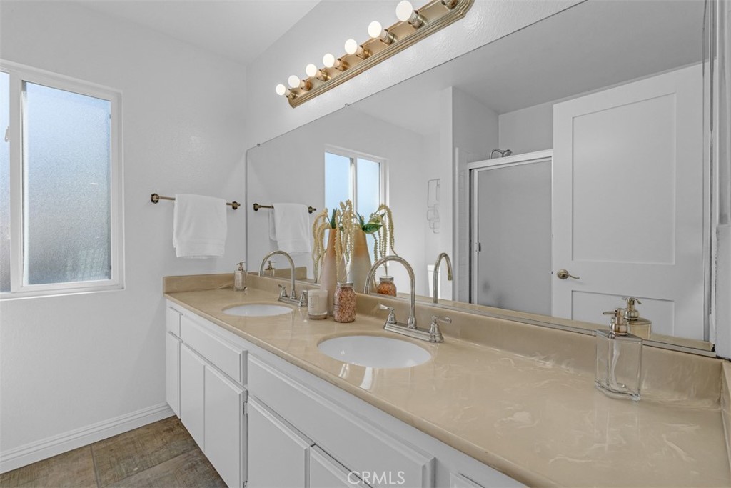 MLS #OC24247941 image #33