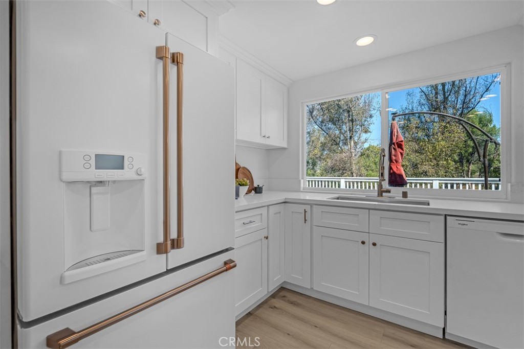 MLS #OC24247941 image #9