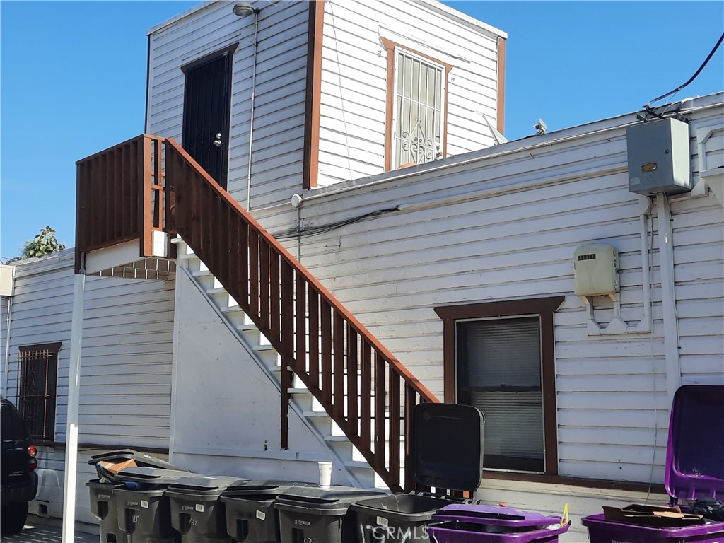 MLS #OC25002272 image #2