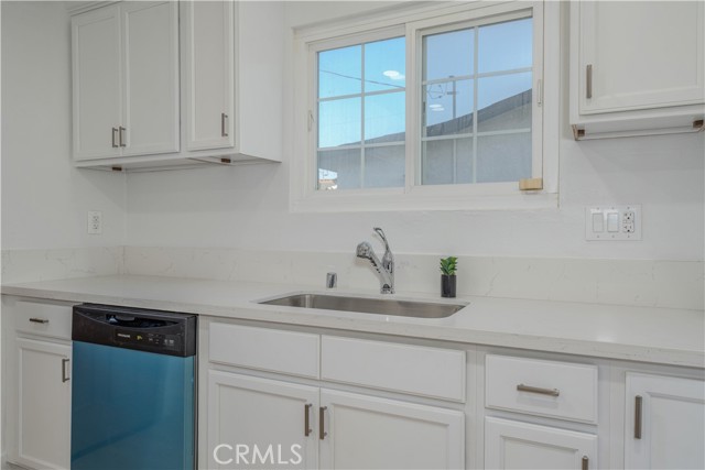 MLS #OC25004057 image #10