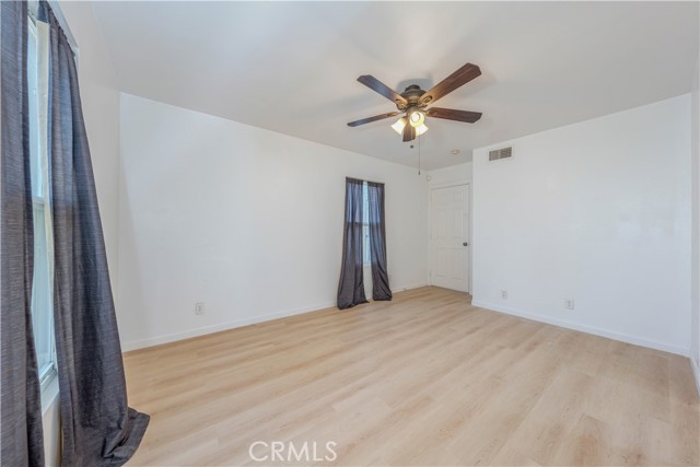 MLS #OC25004057 image #14