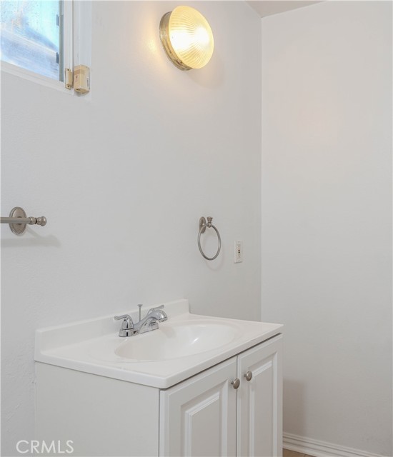 MLS #OC25004057 image #16