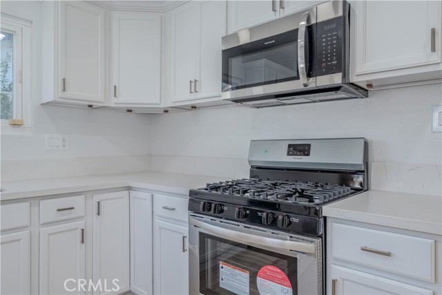 MLS #OC25004057 image #2