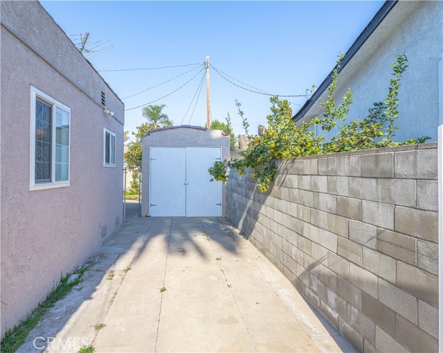 MLS #OC25004057 image #25