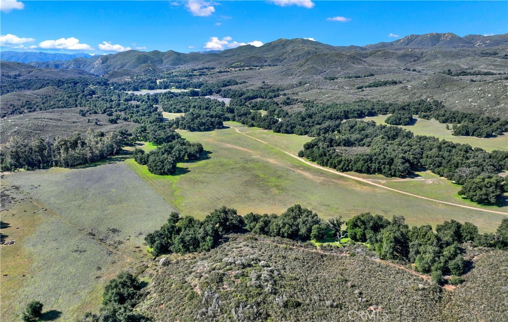 MLS #OC25004389 image #15