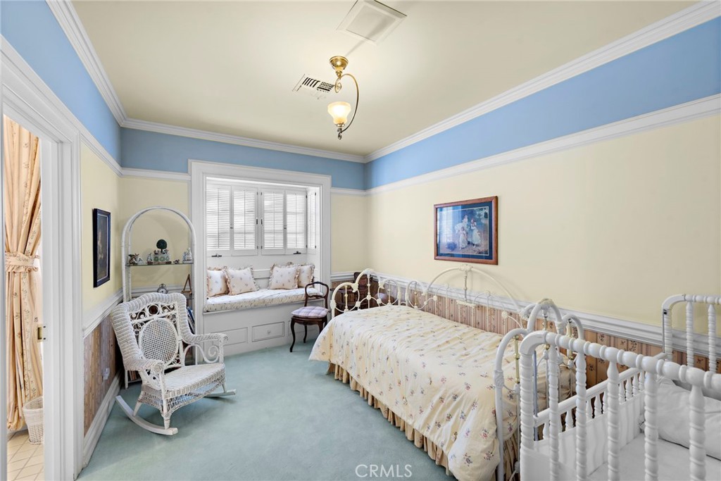 MLS #OC25005919 image #33