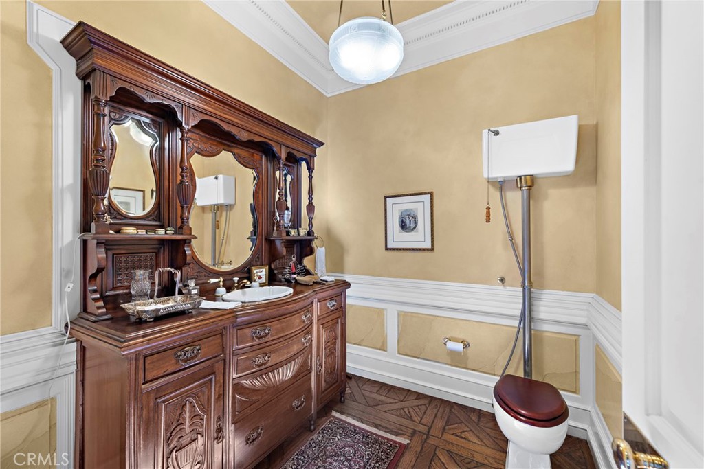 MLS #OC25005919 image #34