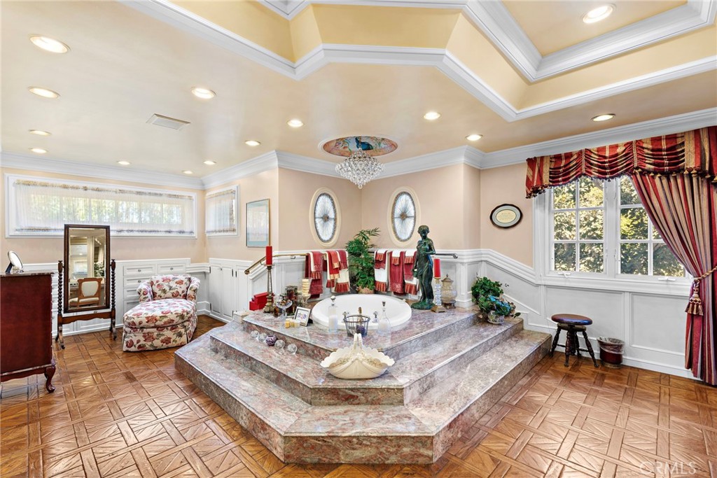 MLS #OC25005919 image #43