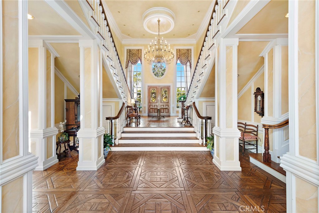 MLS #OC25005919 image #5