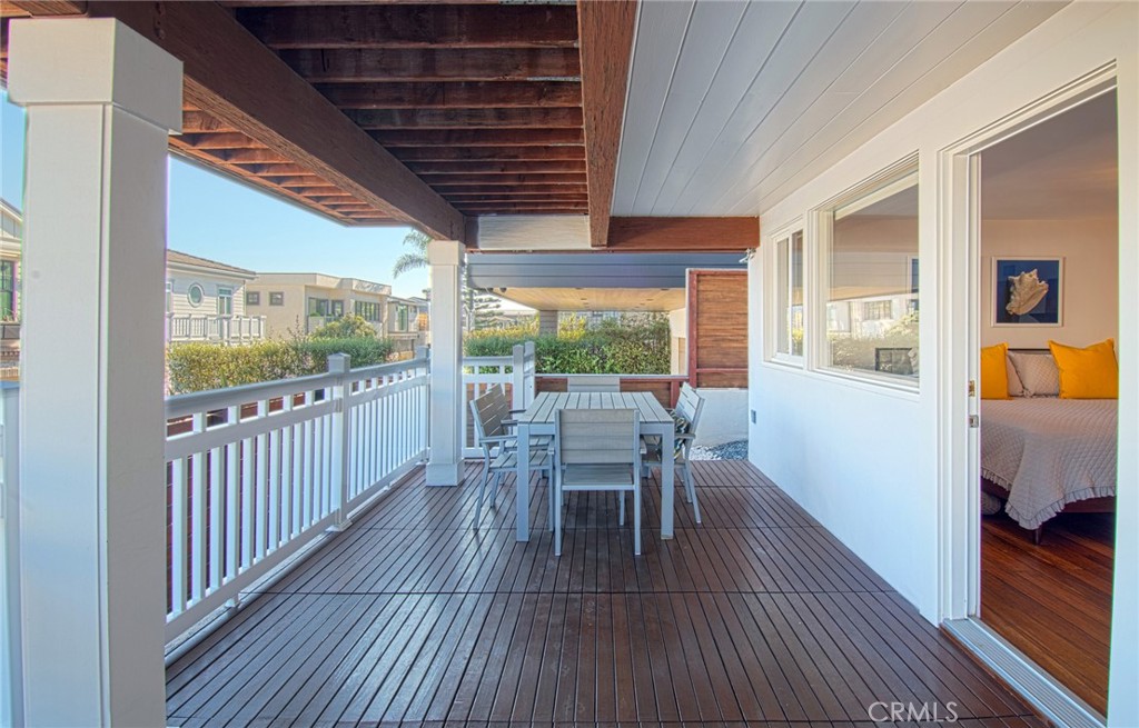 MLS #OC25007124 image #11