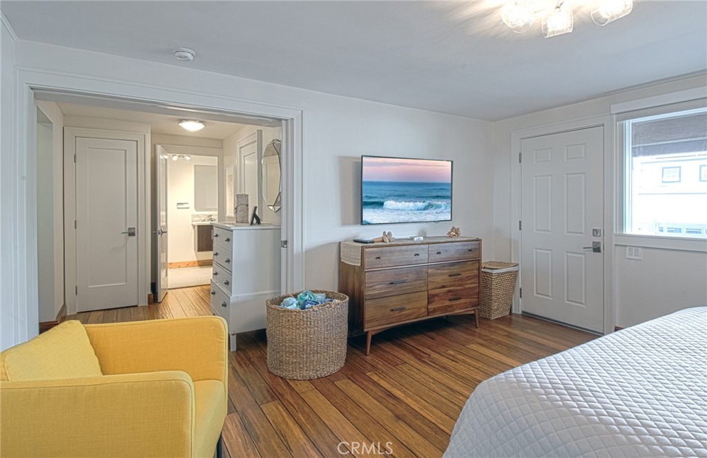 MLS #OC25007124 image #17