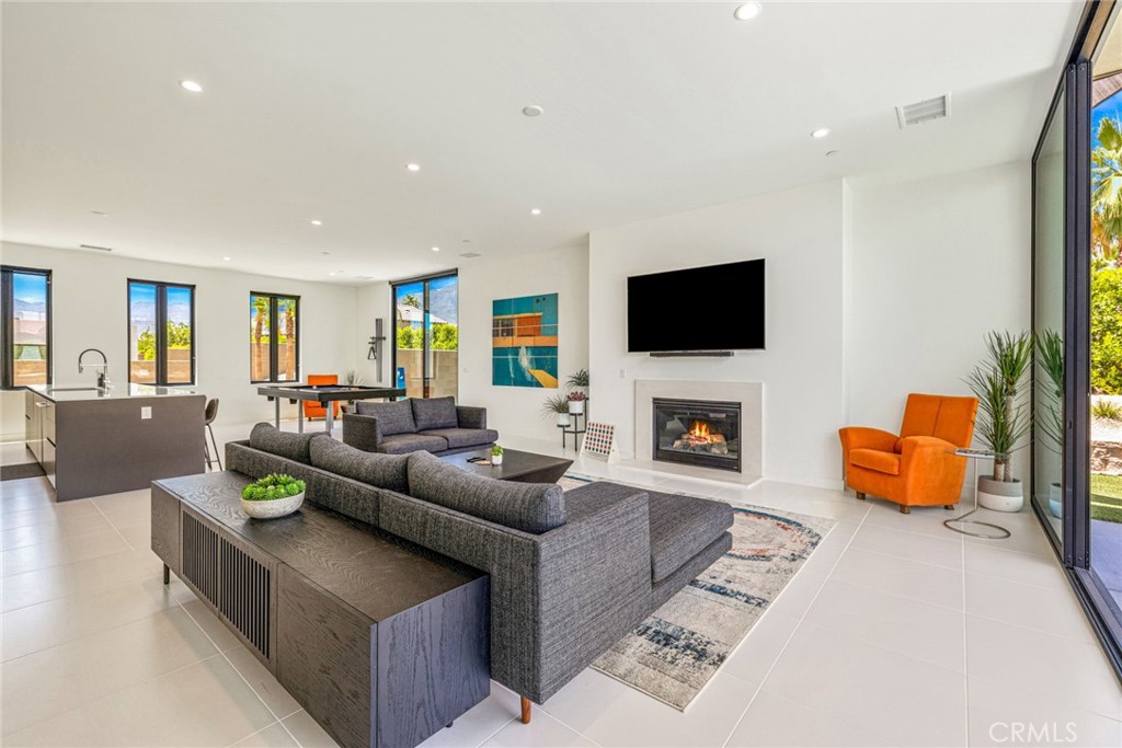 MLS #OC25007202 image #26