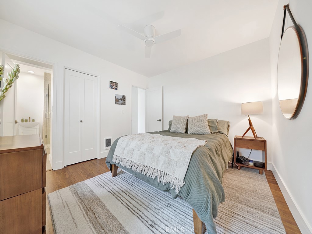 MLS #OC25007659 image #13