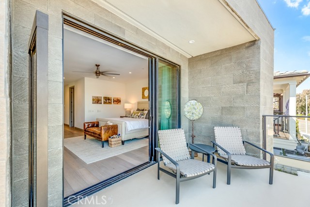 MLS #OC25009047 image #19