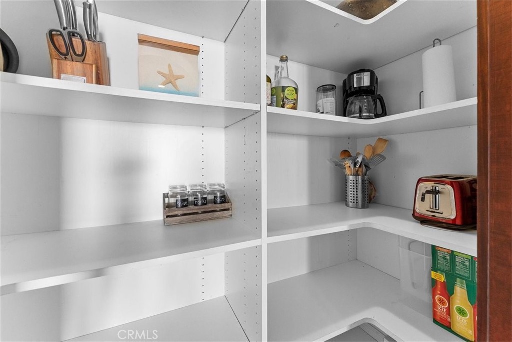 MLS #OC25009076 image #27