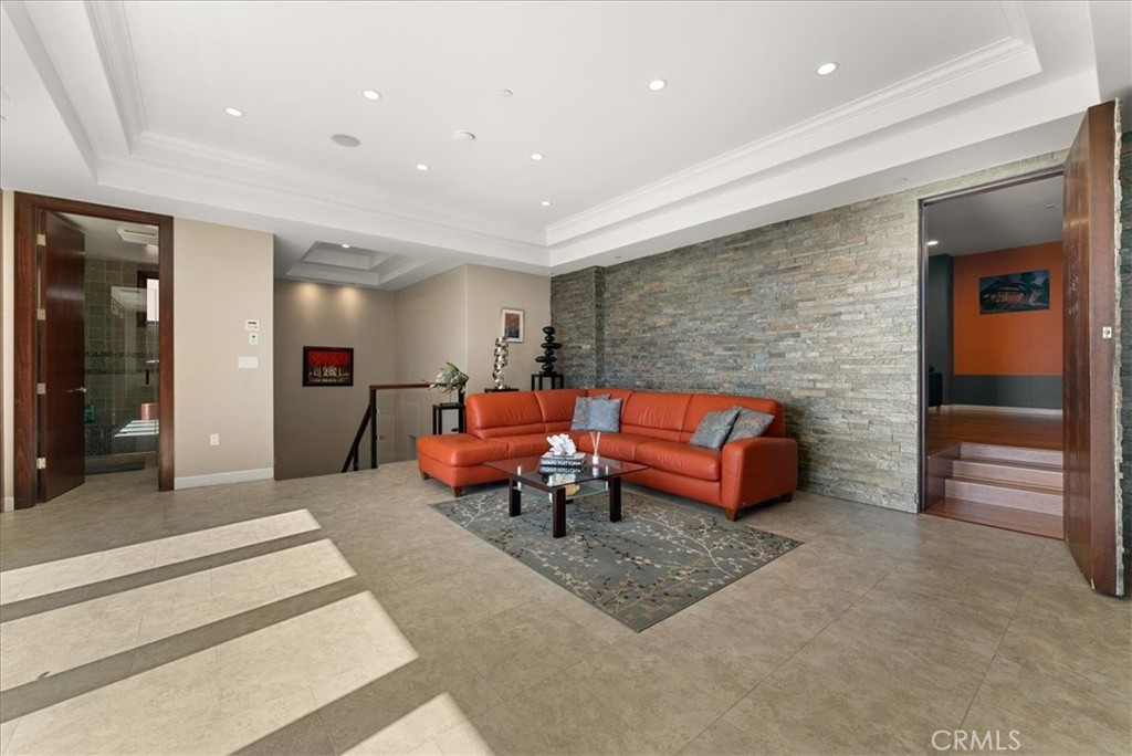 MLS #OC25009076 image #50