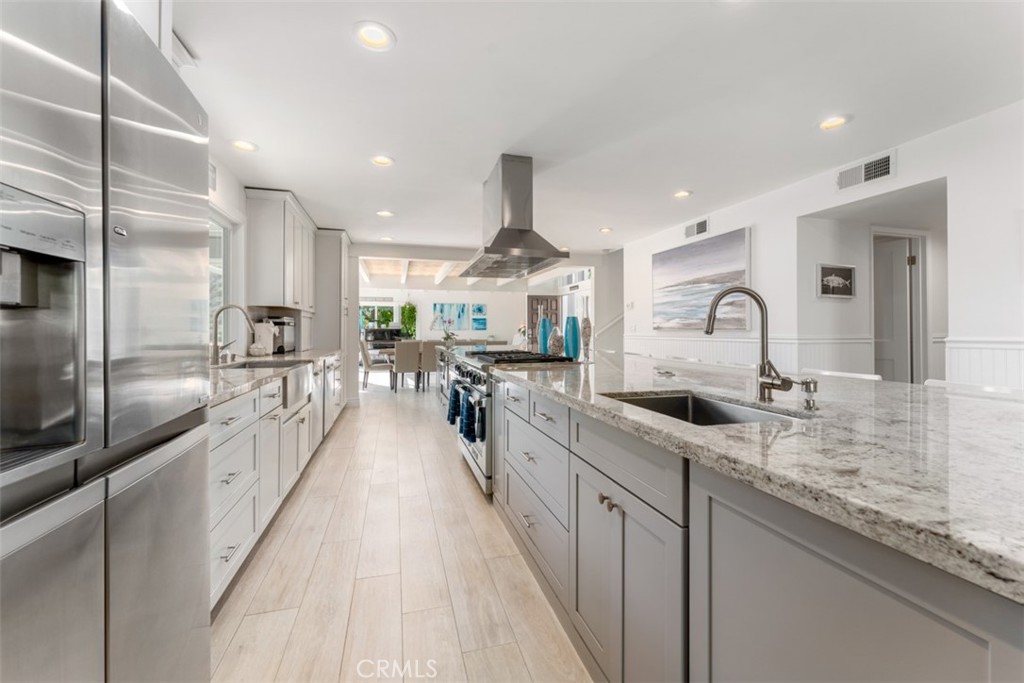 MLS #OC25009475 image #14