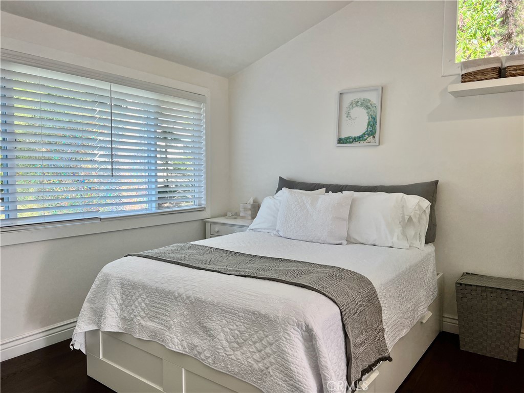 MLS #OC25009475 image #41