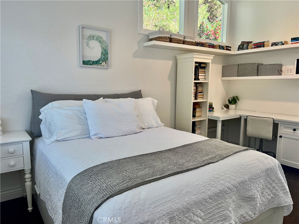 MLS #OC25009475 image #42