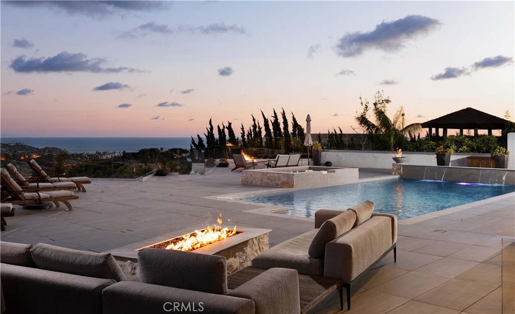 MLS #OC25010978 image #2