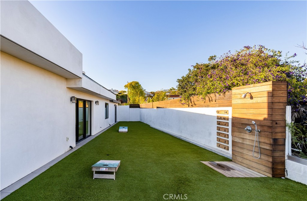 MLS #OC25010978 image #40