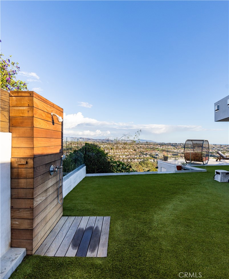 MLS #OC25010978 image #41