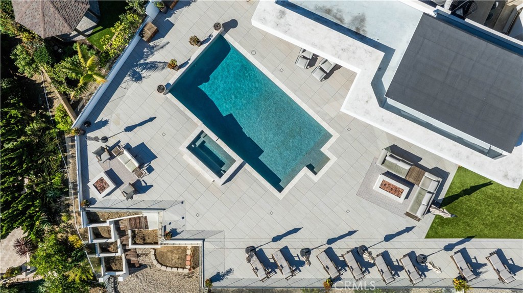 MLS #OC25010978 image #57