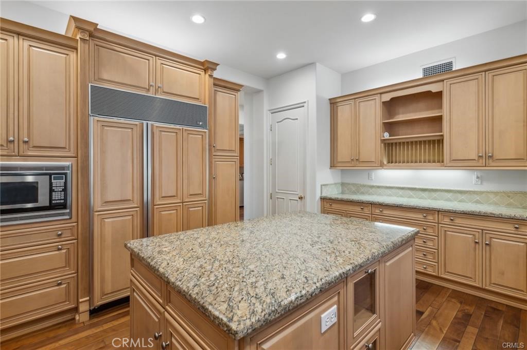 MLS #OC25014862 image #14