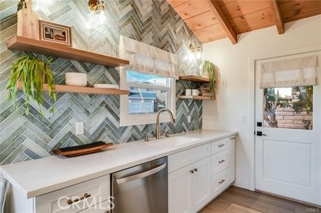 MLS #OC25017976 image #14