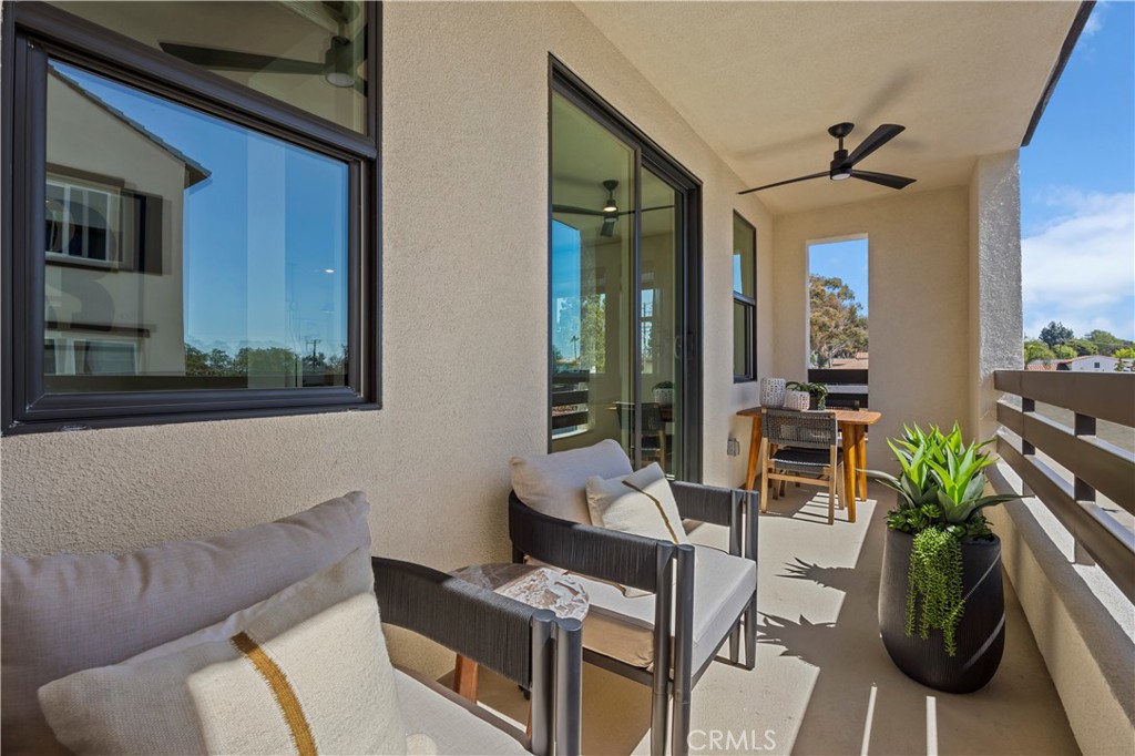 MLS #OC25018079 image #5