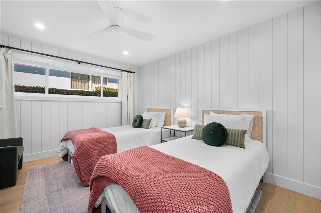 MLS #OC25018479 image #34