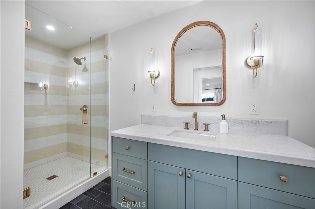 MLS #OC25018479 image #37