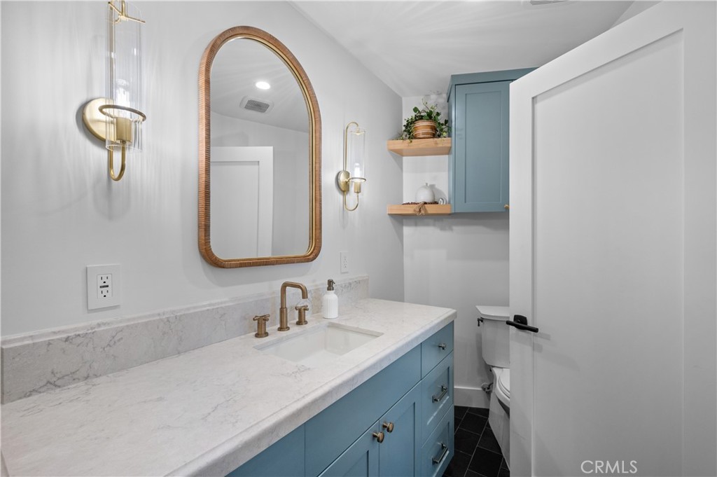 MLS #OC25018479 image #39