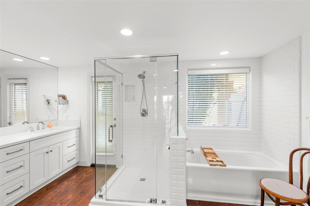 MLS #OC25018672 image #30