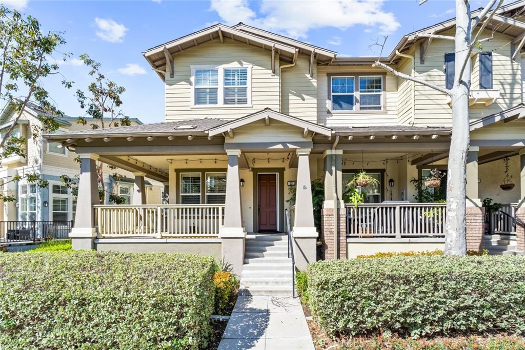 MLS #OC25018923 image #1