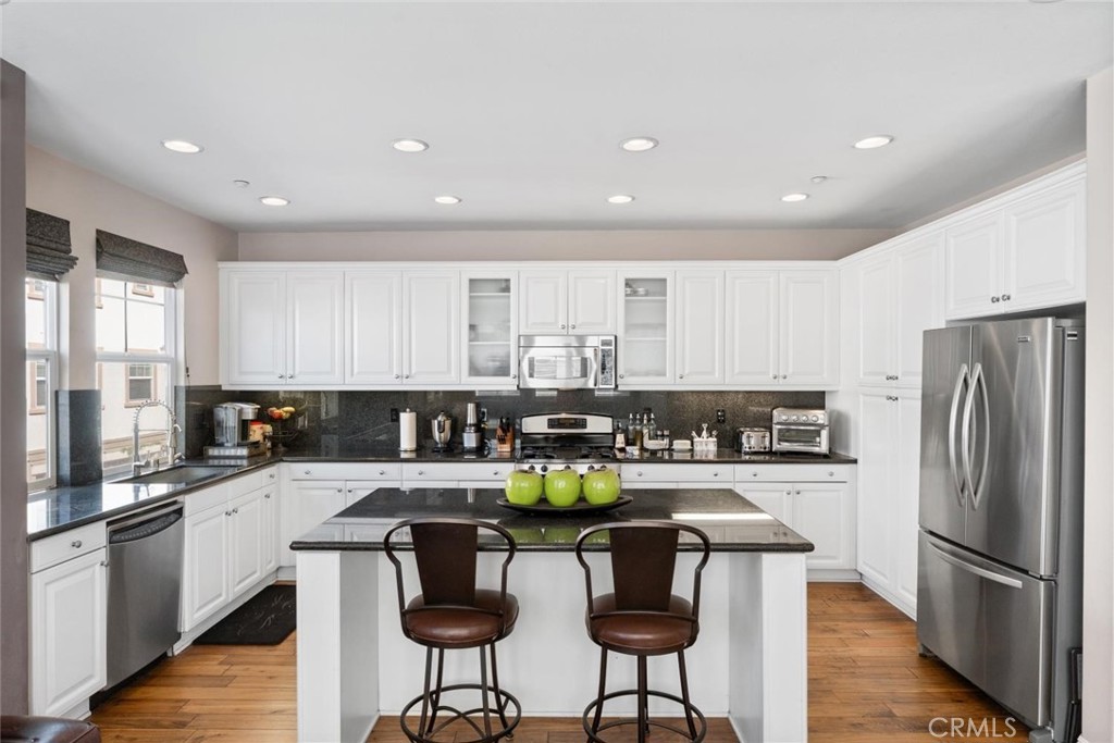 MLS #OC25018923 image #12