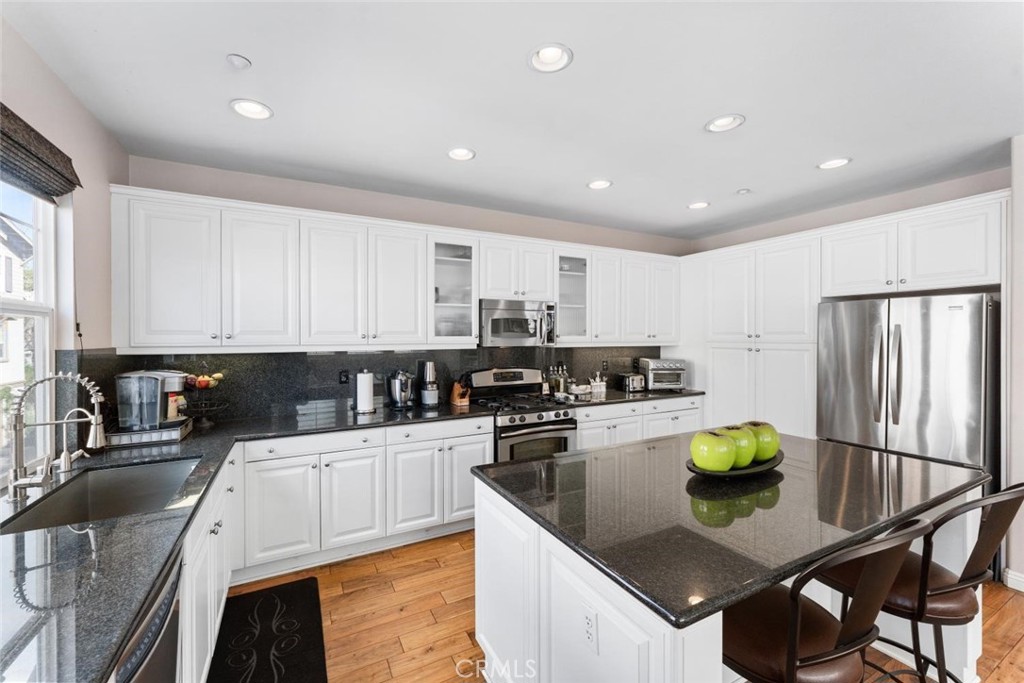 MLS #OC25018923 image #23