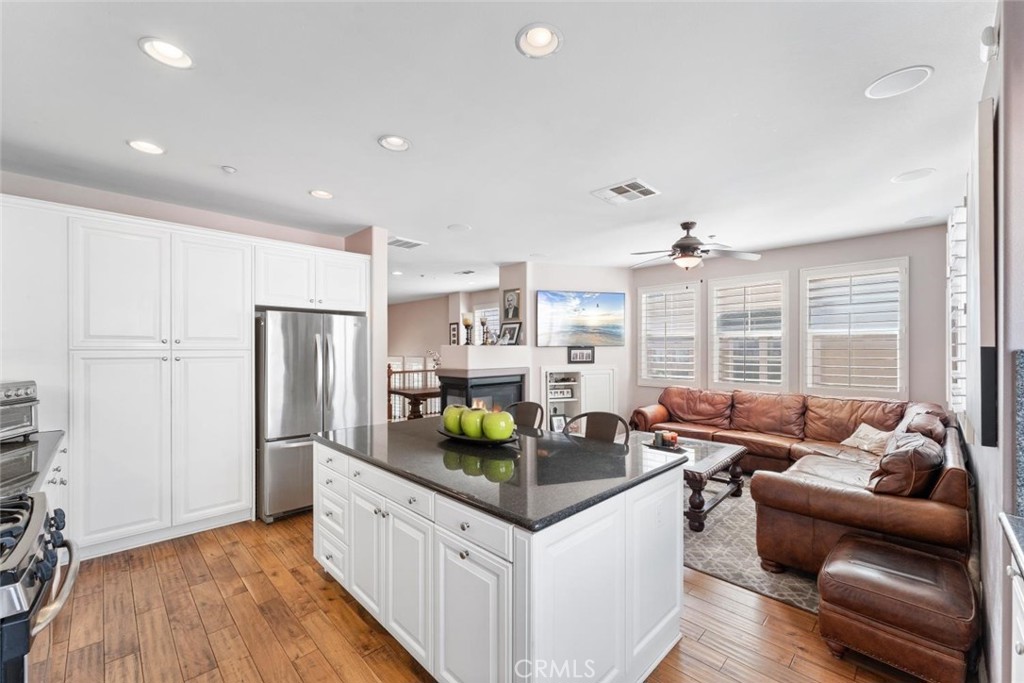 MLS #OC25018923 image #24