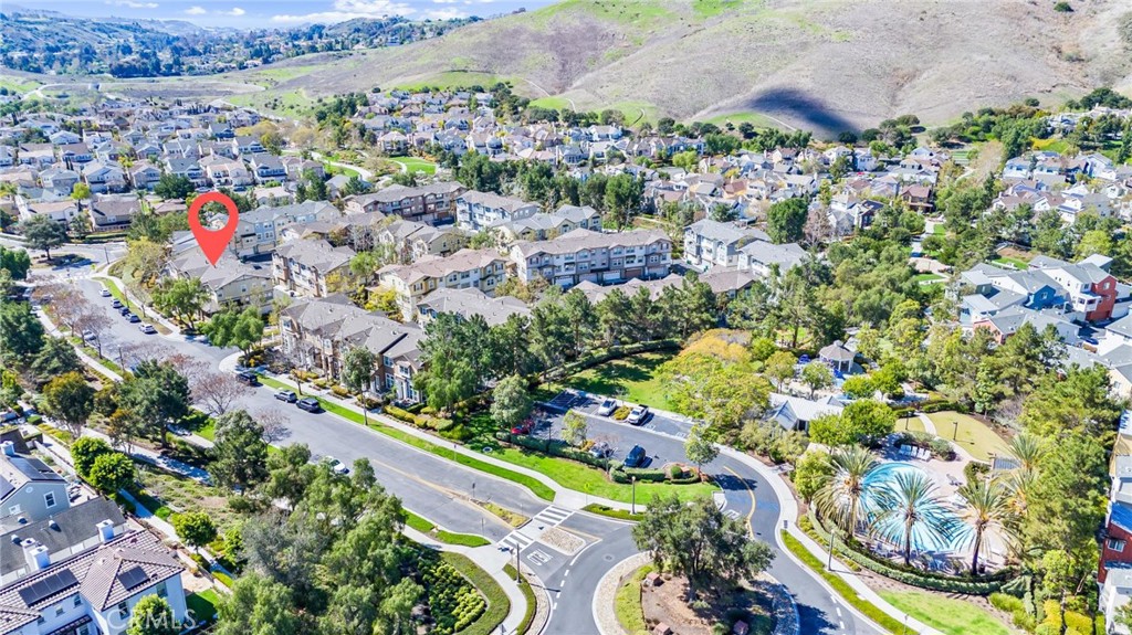 MLS #OC25018923 image #3